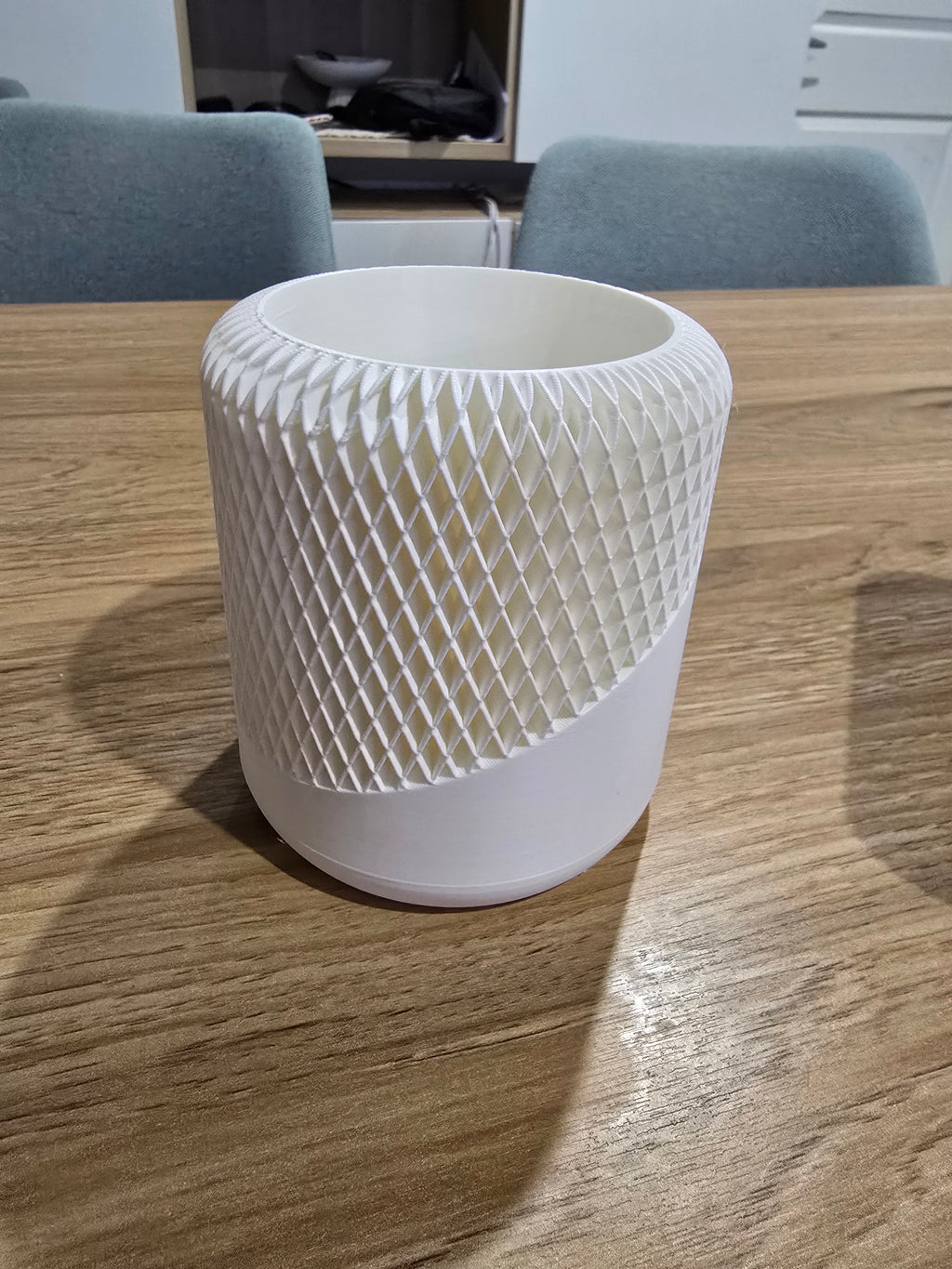 Pen or brush holder